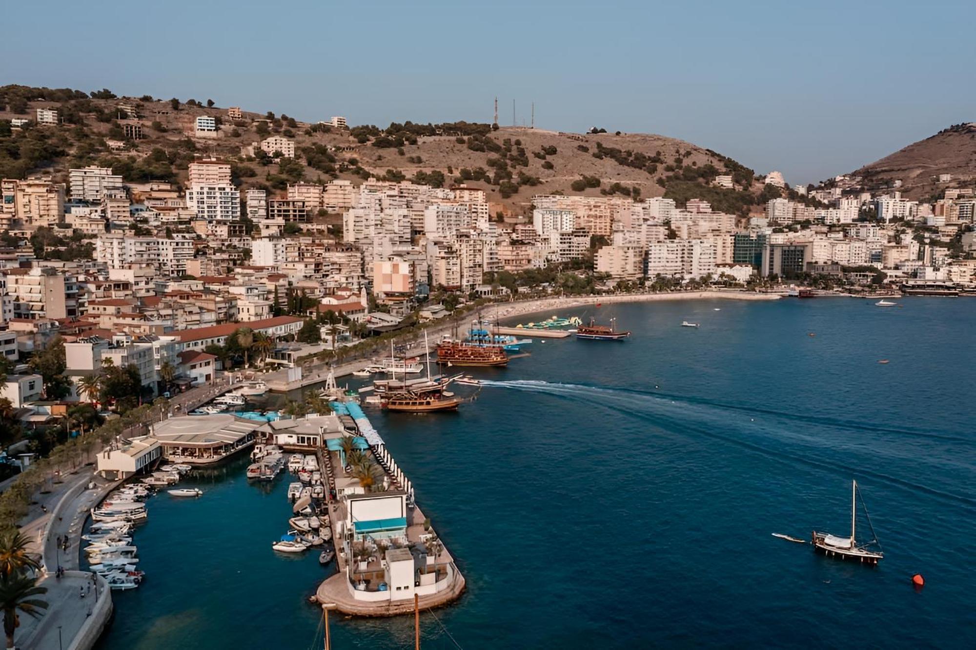 Sea Breeze Apartment Sarandë Exteriér fotografie